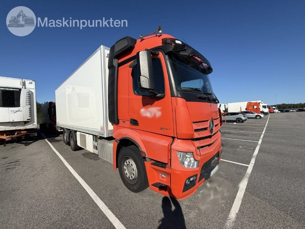 Mercedes-Benz Actros 2551 - Hladnjača: slika 3 Mercedes-Benz Actros 2551 - Hladnjača: slika 3