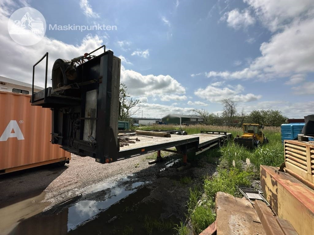 Renders RZOC 16.30 JUMBO - Plato poluprikolica: slika 3 Renders RZOC 16.30 JUMBO - Plato poluprikolica: slika 3