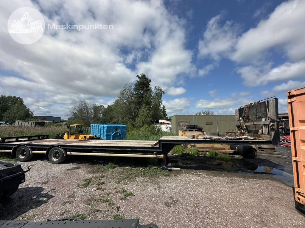 Renders RZOC 16.30 JUMBO - Plato poluprikolica: slika 2 Renders RZOC 16.30 JUMBO - Plato poluprikolica: slika 2