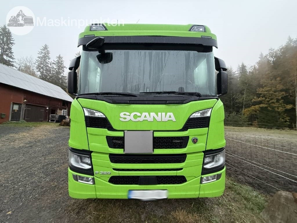 Scania P 320 - Kamion sa zatvorenim sandukom: slika 2 Scania P 320 - Kamion sa zatvorenim sandukom: slika 2
