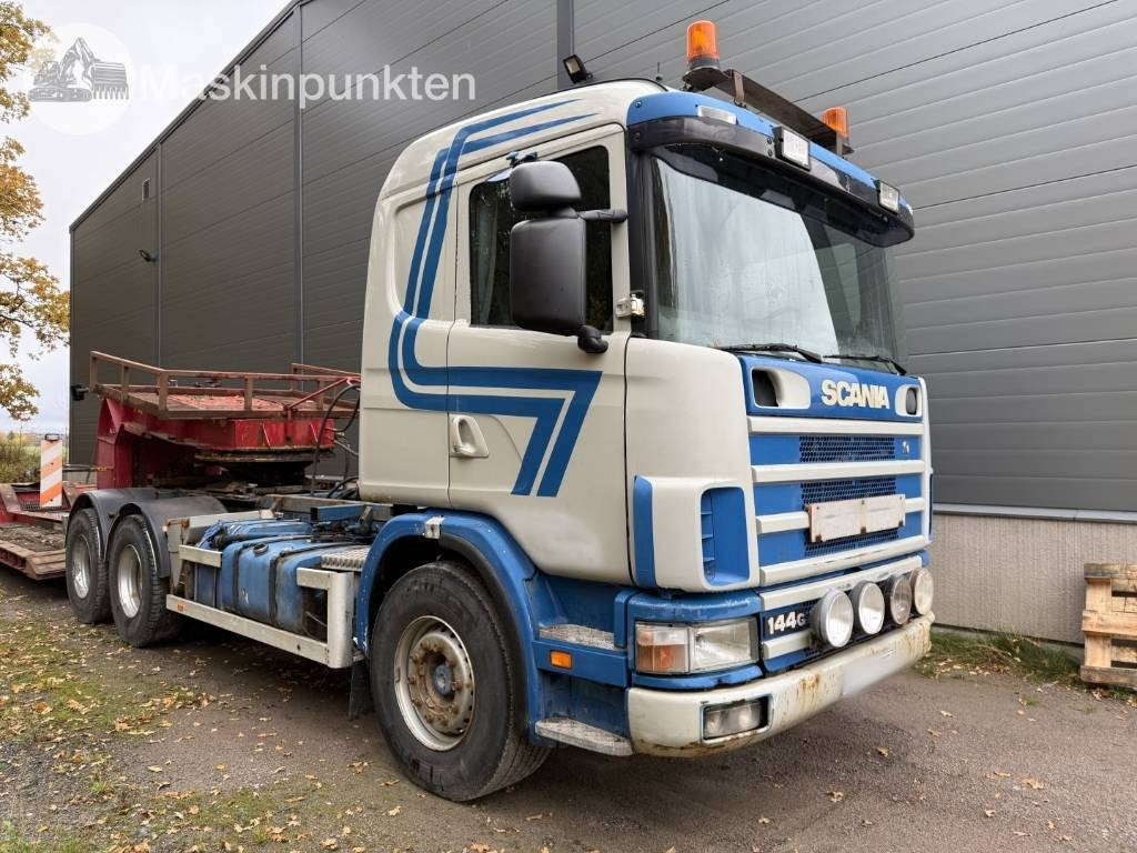 Scania R 144 GB - Kamion sa hidrauličnom kukom: slika 1 Scania R 144 GB - Kamion sa hidrauličnom kukom: slika 1