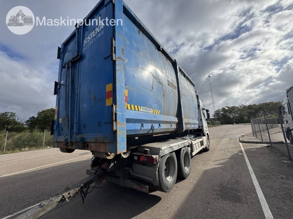 Scania R 580 EKIPAGE - Kamion sa hidrauličnom kukom: slika 3 Scania R 580 EKIPAGE - Kamion sa hidrauličnom kukom: slika 3