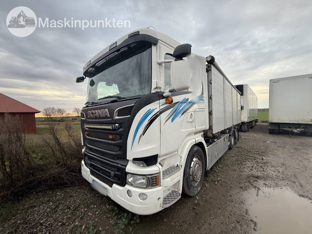 Scania R 580 - Kamion sa zatvorenim sandukom: slika 1 Scania R 580 - Kamion sa zatvorenim sandukom: slika 1