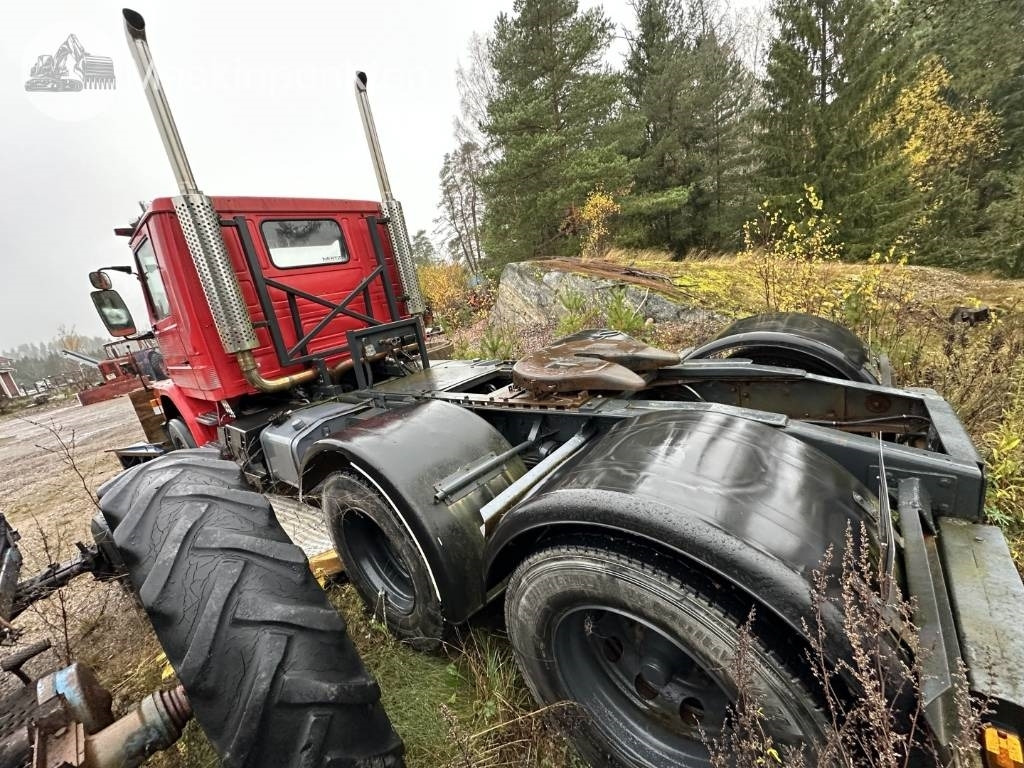 Scania T 143 H - Tegljač: slika 4 Scania T 143 H - Tegljač: slika 4