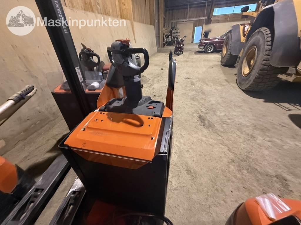 Toyota BT LPE 250 - Električni viljuškar: slika 4 Toyota BT LPE 250 - Električni viljuškar: slika 4