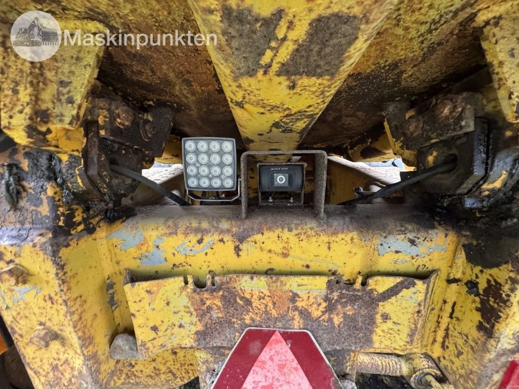 Zglobni kiper Volvo BM A 20: slika 25