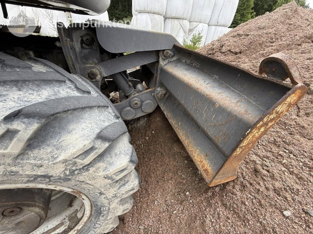Bager točkaš Volvo EW 140 C: slika 42 Bager točkaš Volvo EW 140 C: slika 42