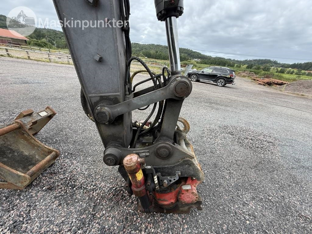 Bager točkaš Volvo EW 140 C: slika 15 Bager točkaš Volvo EW 140 C: slika 15