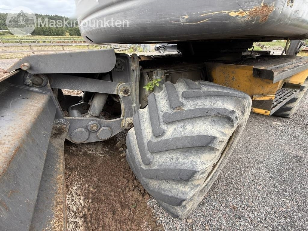 Bager točkaš Volvo EW 140 C: slika 38 Bager točkaš Volvo EW 140 C: slika 38