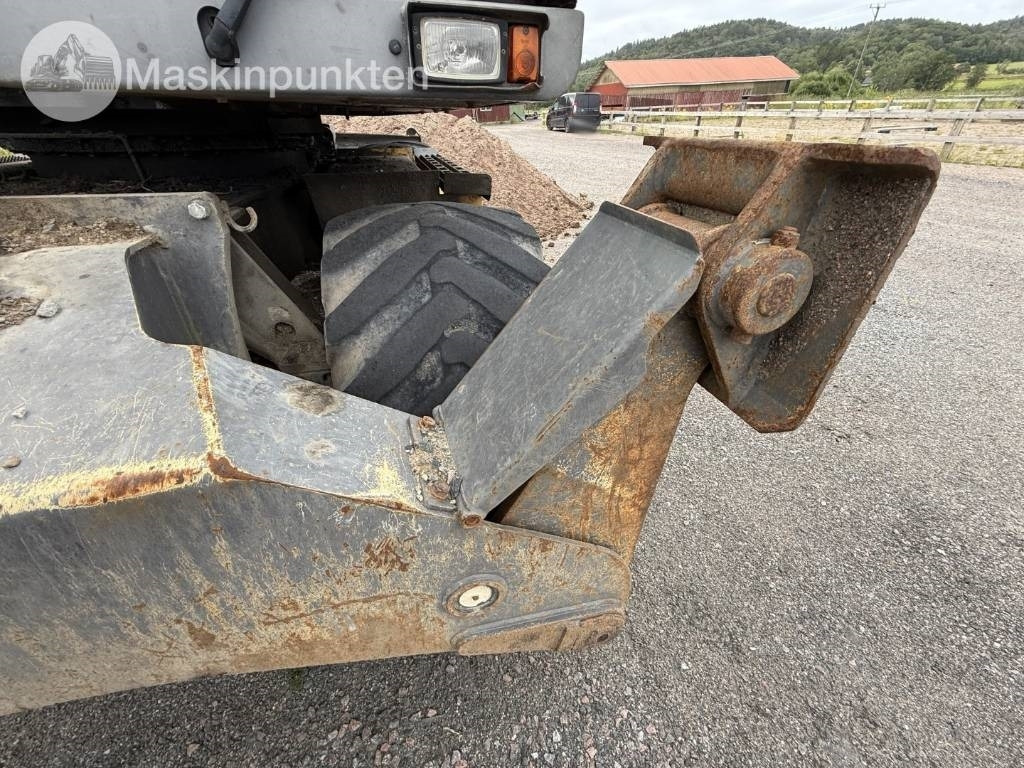 Bager točkaš Volvo EW 140 C: slika 29 Bager točkaš Volvo EW 140 C: slika 29