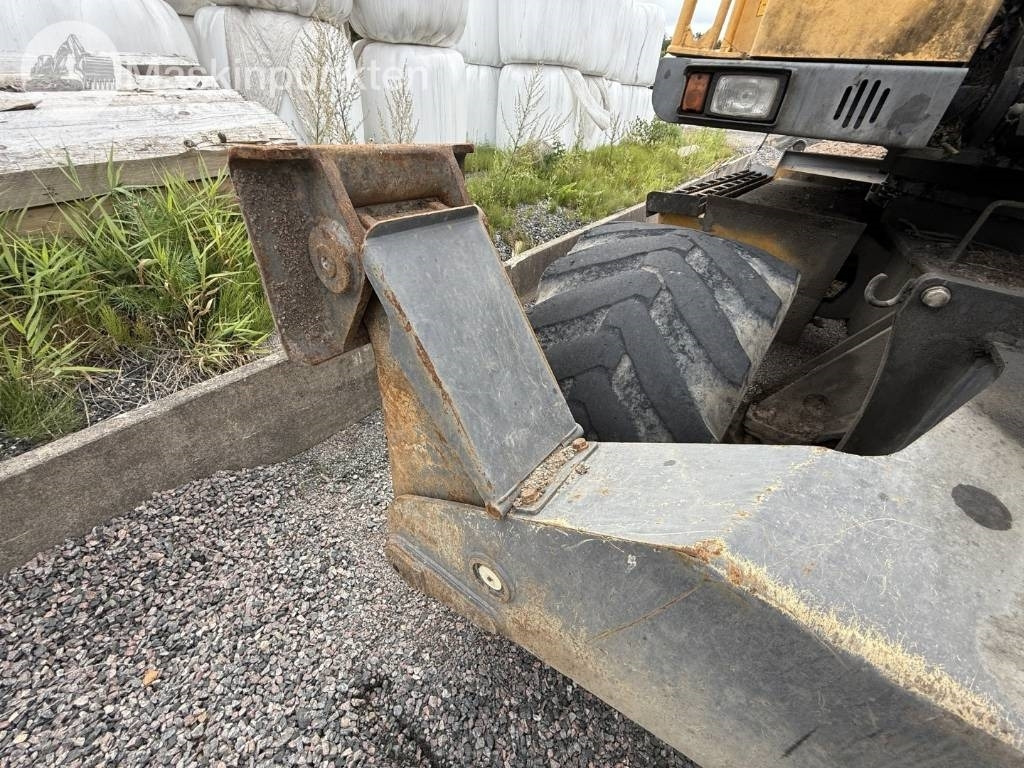 Bager točkaš Volvo EW 140 C: slika 27 Bager točkaš Volvo EW 140 C: slika 27
