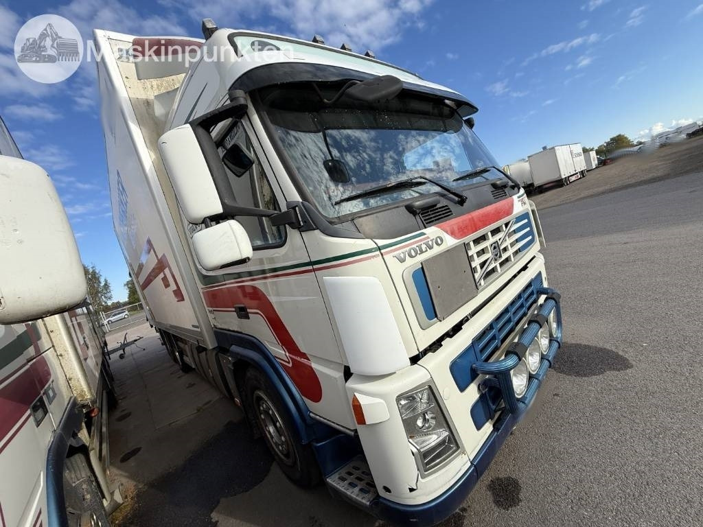 Volvo FM 440 - Kamion sa zatvorenim sandukom: slika 3 Volvo FM 440 - Kamion sa zatvorenim sandukom: slika 3