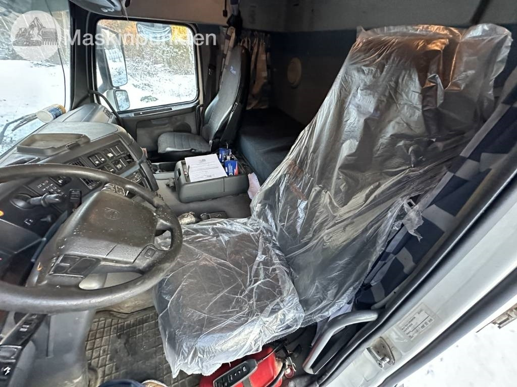 Lizing Volvo FM 480  Volvo FM 480: slika 25