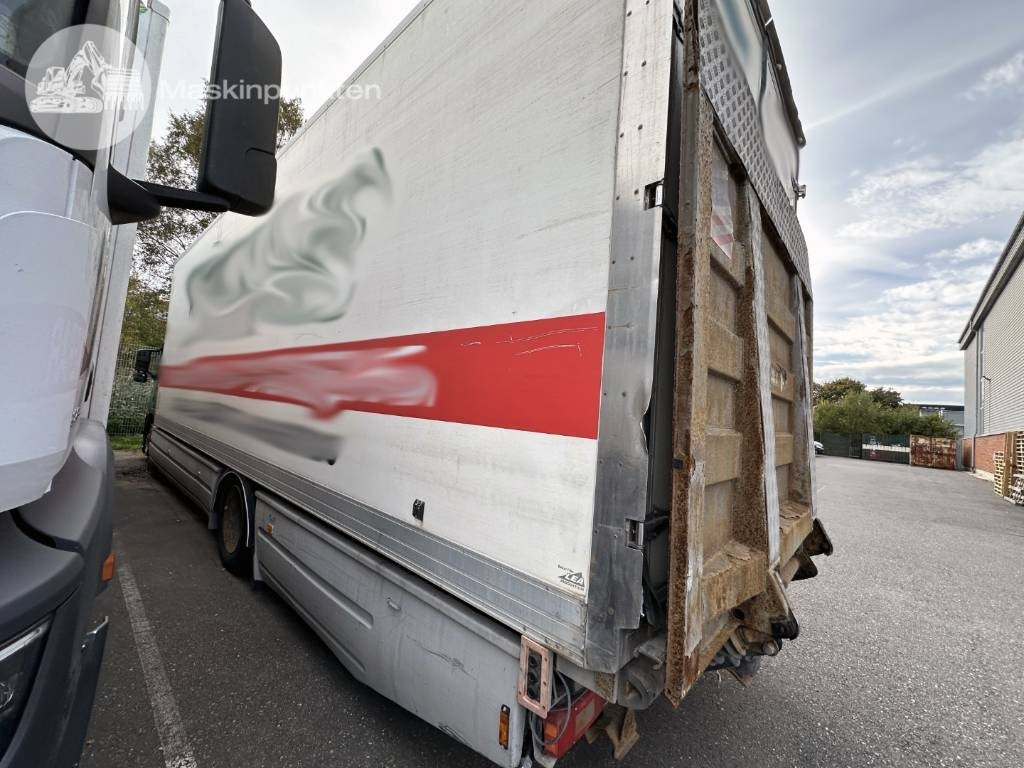 Lizing Volvo FM 9 300  Volvo FM 9 300: slika 7