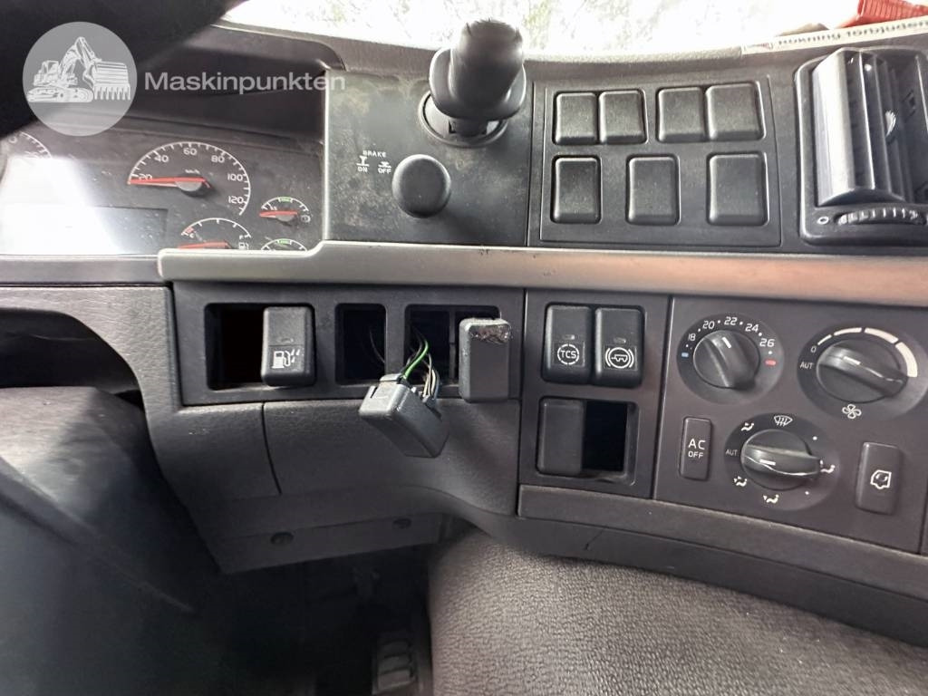 Lizing Volvo FM 9 300  Volvo FM 9 300: slika 33