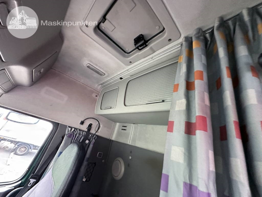 Lizing Volvo FM 9 300  Volvo FM 9 300: slika 19