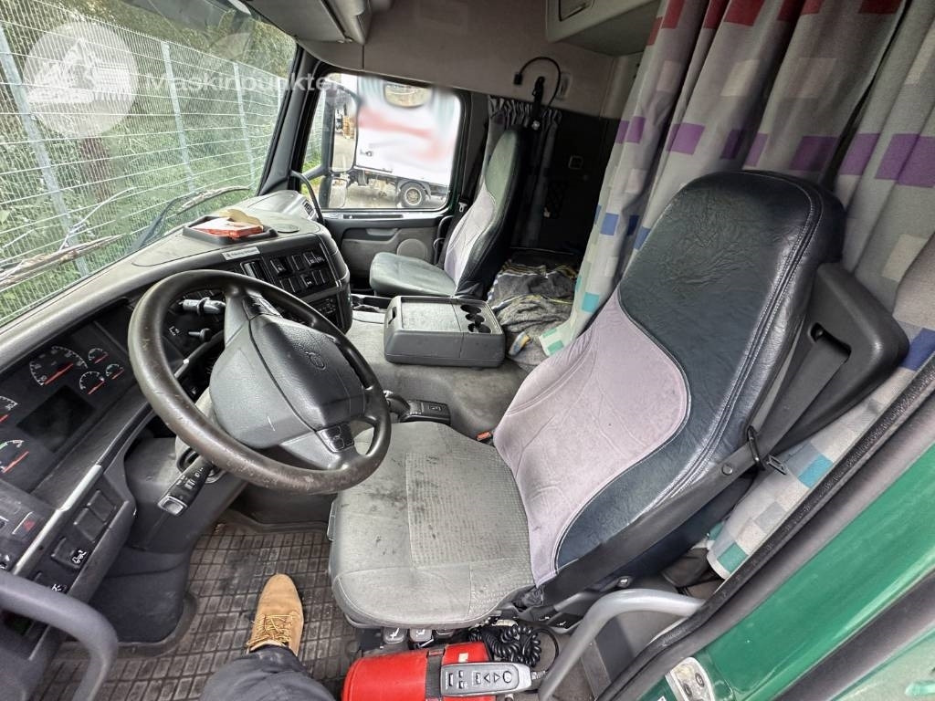 Lizing Volvo FM 9 300  Volvo FM 9 300: slika 15