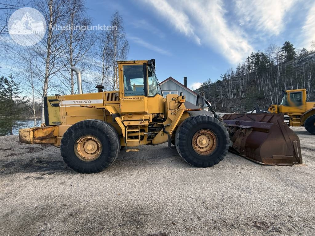 Volvo L 120 C - Utovarivač točkaš: slika 1 Volvo L 120 C - Utovarivač točkaš: slika 1