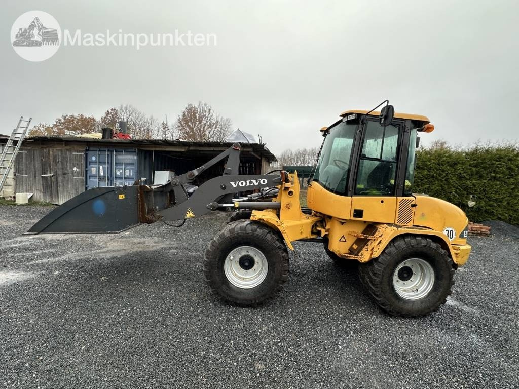 Volvo L 35 B - Utovarivač točkaš: slika 1 Volvo L 35 B - Utovarivač točkaš: slika 1