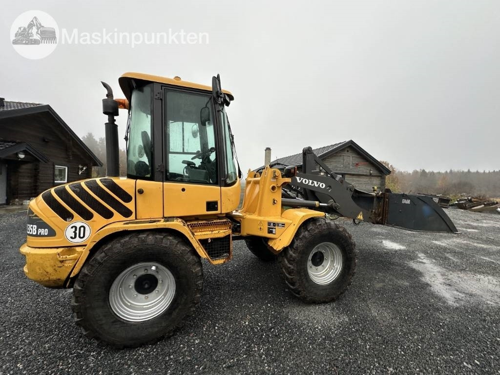 Volvo L 35 B - Utovarivač točkaš: slika 4 Volvo L 35 B - Utovarivač točkaš: slika 4