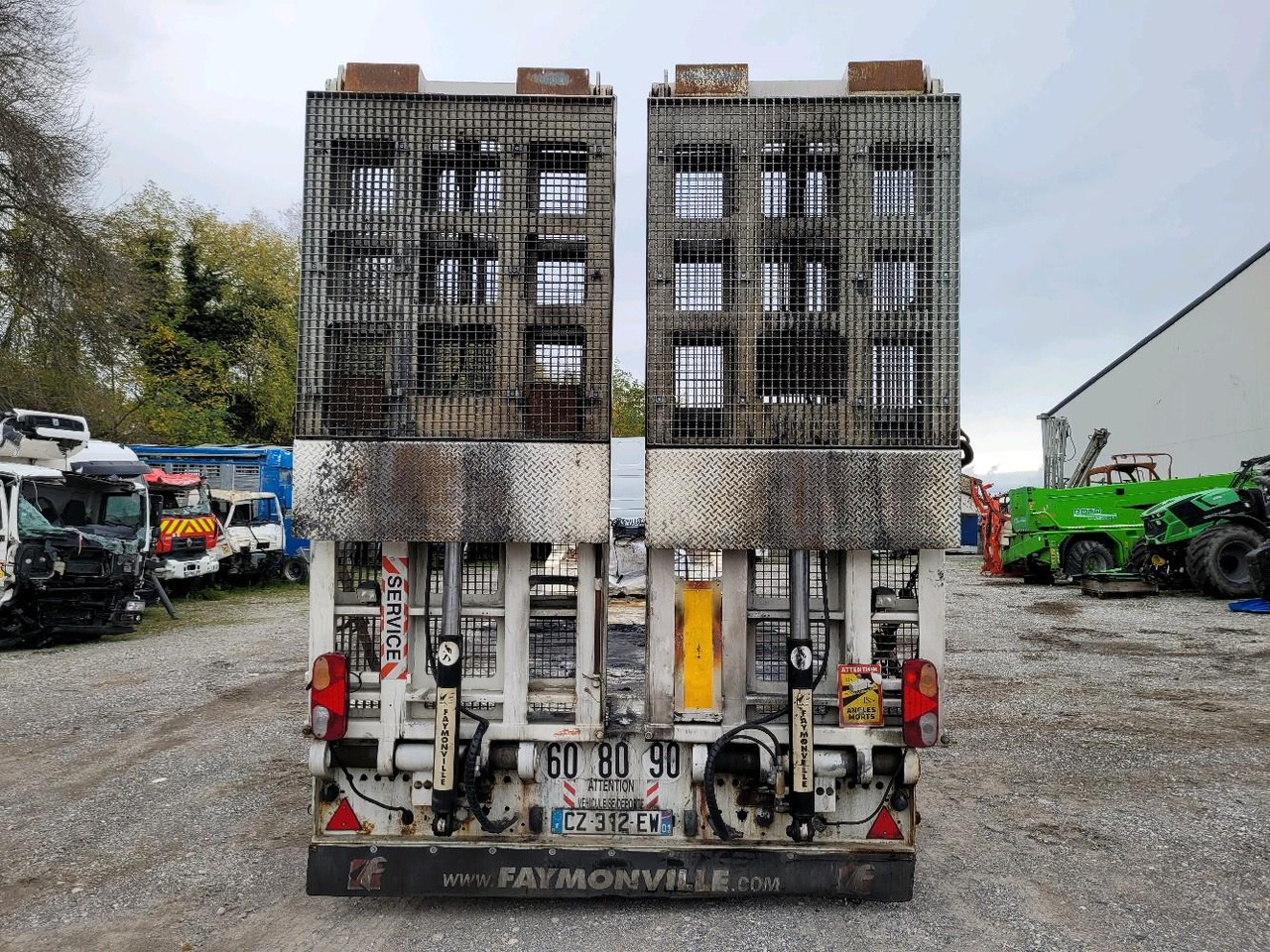 FAYMONVILLE FAYONWILL MULTIMAX - Niska poluprikolica za prevoz: slika 5 FAYMONVILLE FAYONWILL MULTIMAX - Niska poluprikolica za prevoz: slika 5