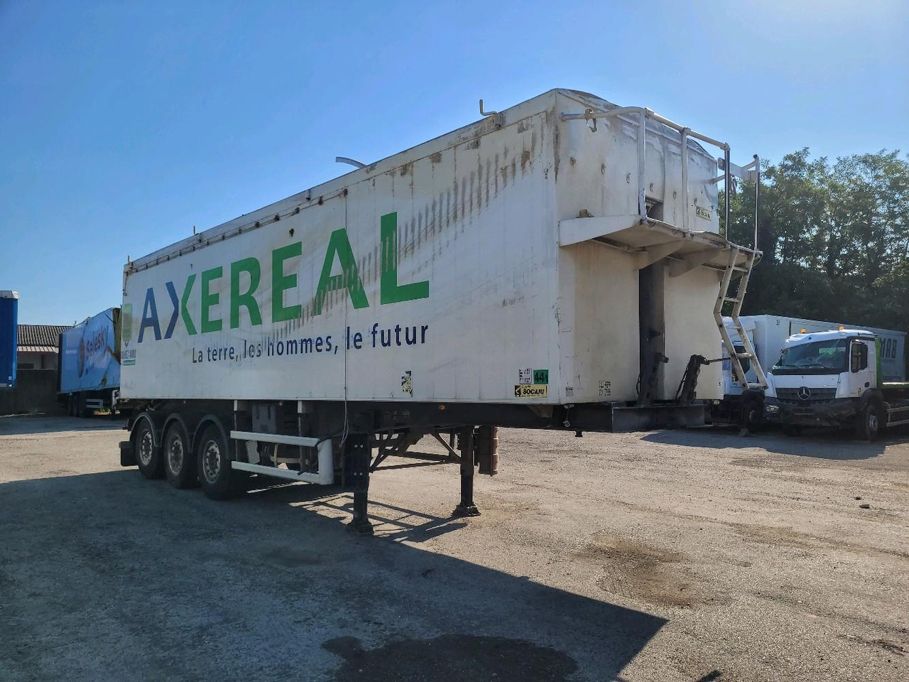 SAMRO ST3310 3 ESSIEUX - Poluprikolica istovarivača: slika 2 SAMRO ST3310 3 ESSIEUX - Poluprikolica istovarivača: slika 2