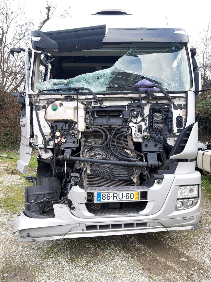 IVECO STRALIS 460 E6 - Tegljač: slika 2 IVECO STRALIS 460 E6 - Tegljač: slika 2