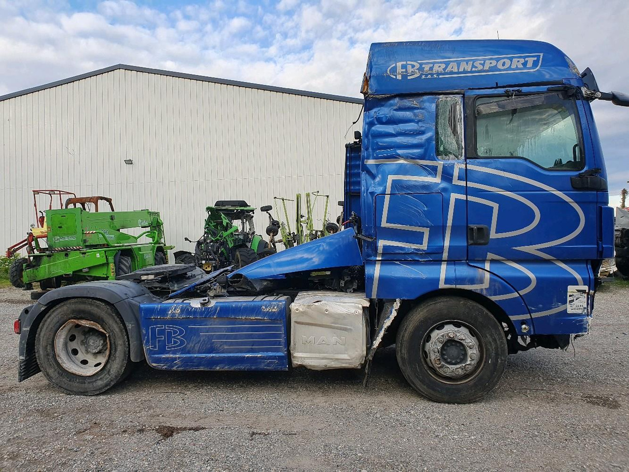 MN 19.470 - Tegljač: slika 3 MN 19.470 - Tegljač: slika 3