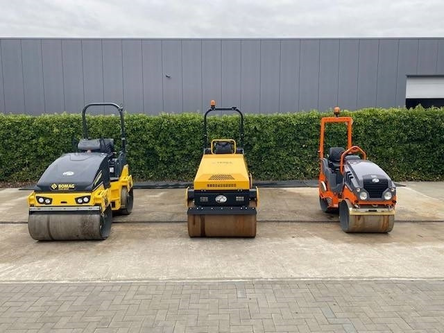 Valjak za puteve Bomag BW 120 AD-5: slika 13