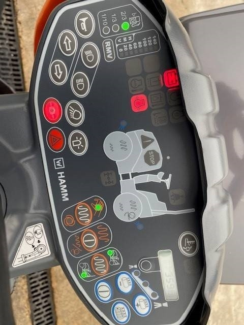 Valjak za puteve Hamm HD 8 VV: slika 7