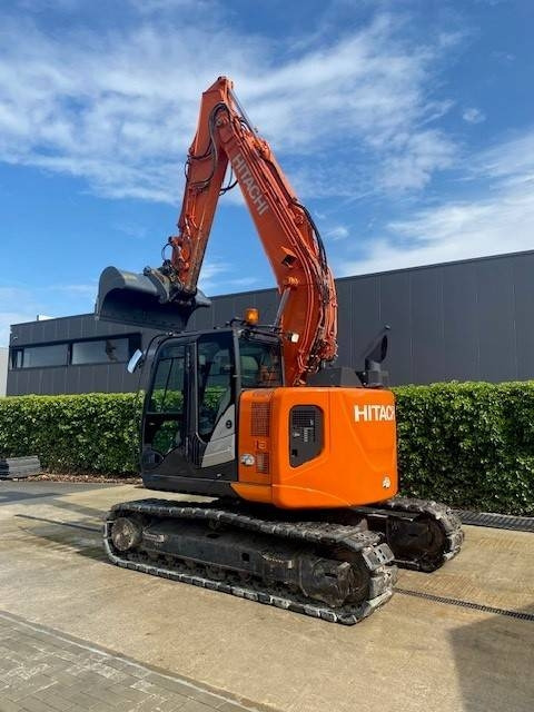 Hitachi 135 US-6 - Bager guseničar: slika 1 Hitachi 135 US-6 - Bager guseničar: slika 1
