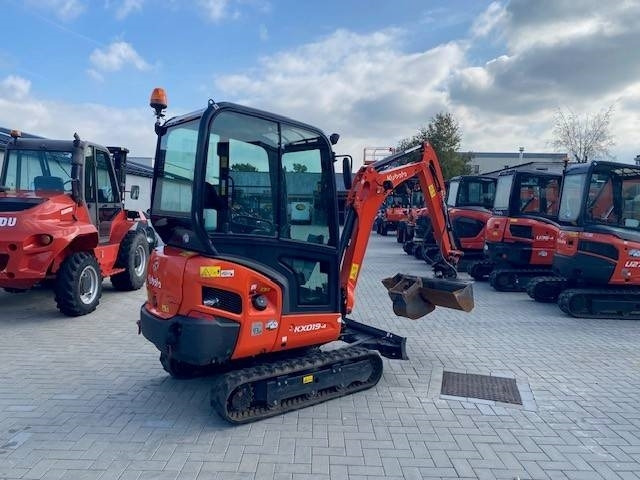 Kubota KX 019-4 - Mini bager: slika 2 Kubota KX 019-4 - Mini bager: slika 2