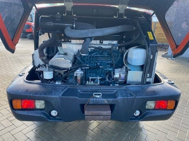 Lizing Kubota R 065  Kubota R 065: slika 8