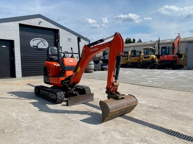 Kubota U 10-3 - Mini bager: slika 4 Kubota U 10-3 - Mini bager: slika 4