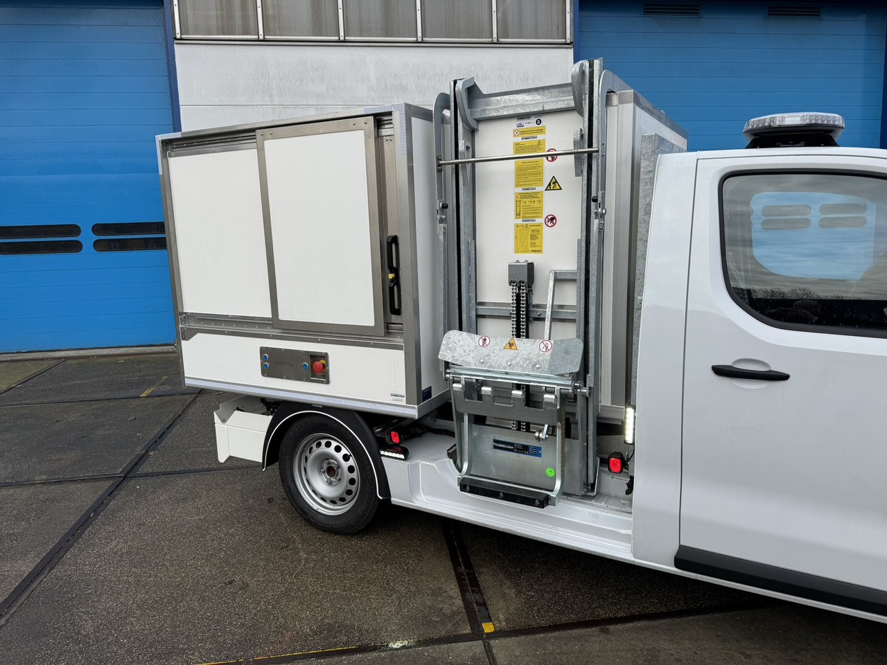 Novu Dostavno vozilo kiper, Električno dostavno vozilo za prevoz smeća Citroen E-Jumpy veegvuil zijbelader seitenlader mullfahrzeug: slika 7 Novu Dostavno vozilo kiper, Električno dostavno vozilo za prevoz smeća Citroen E-Jumpy veegvuil zijbelader seitenlader mullfahrzeug: slika 7