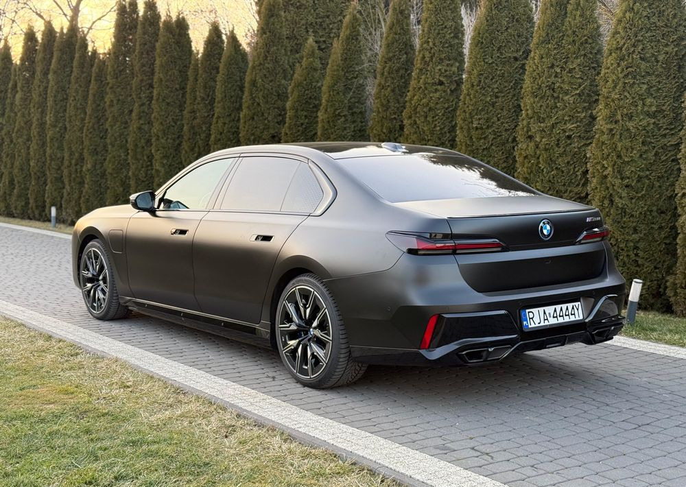 BMW Seria 7 - Limuzina: slika 4 BMW Seria 7 - Limuzina: slika 4