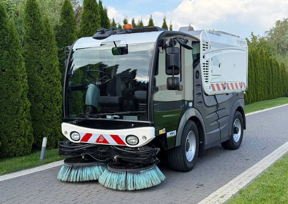 Inny MATHIEU GRAND AZURA MC420 ZAMIATARKA - Kamion za smeće: slika 1 Inny MATHIEU GRAND AZURA MC420 ZAMIATARKA - Kamion za smeće: slika 1