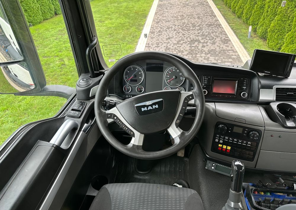 Istovarivač MAN TGS 440 / 8x4 / HMF 1530 / HYDROBURTA: slika 9