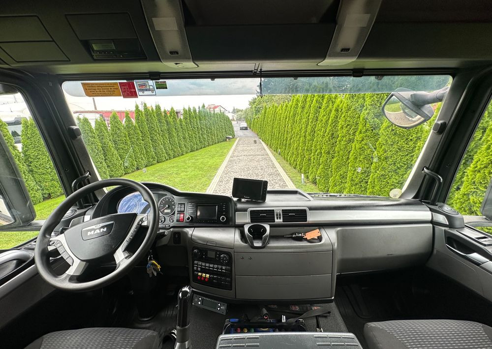 Istovarivač MAN TGS 440 / 8x4 / HMF 1530 / HYDROBURTA: slika 10