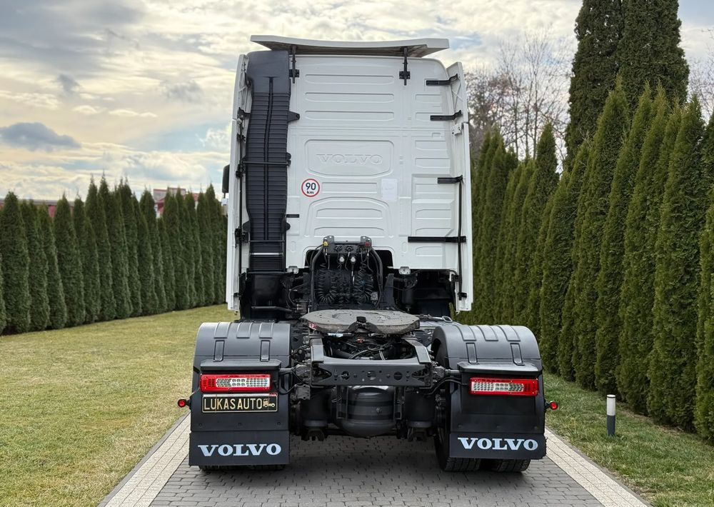 Tegljač Volvo FH 500 XXL PARK COOL: slika 6 Tegljač Volvo FH 500 XXL PARK COOL: slika 6