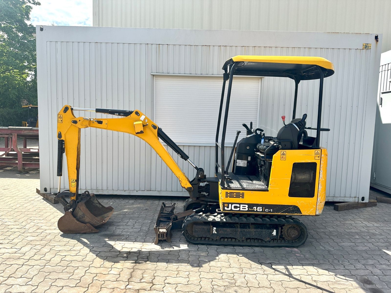 JCB 16C-1 /2020 BJ/1.283 BH/verbr. Laufwerk/2xLöffel - Mini bager: slika 2 JCB 16C-1 /2020 BJ/1.283 BH/verbr. Laufwerk/2xLöffel - Mini bager: slika 2