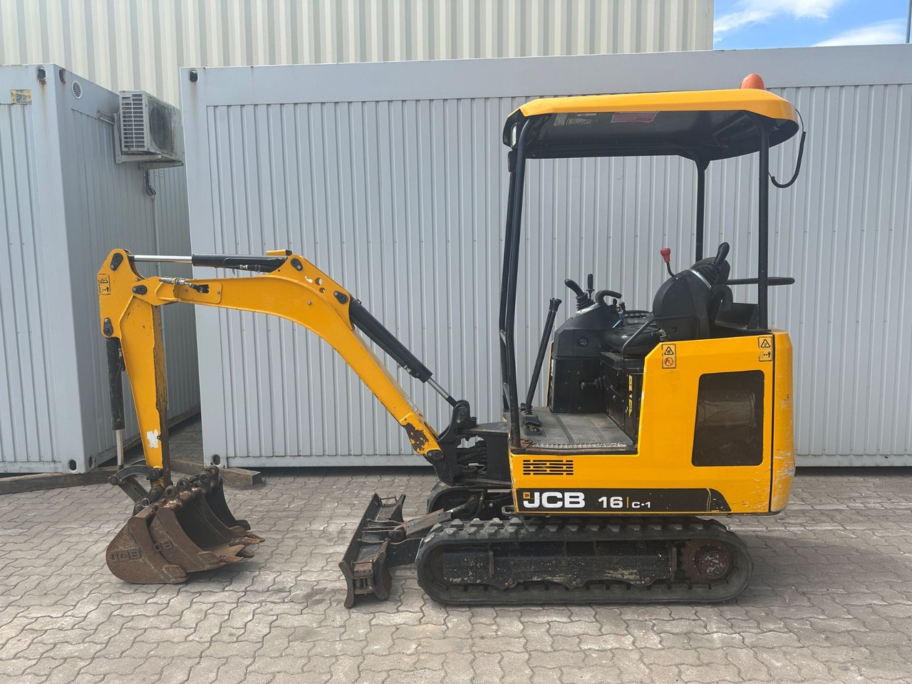 JCB 16C-1 /2020 BJ/871 BH/verbr. Laufwerk/3xLöffel - Mini bager: slika 2 JCB 16C-1 /2020 BJ/871 BH/verbr. Laufwerk/3xLöffel - Mini bager: slika 2
