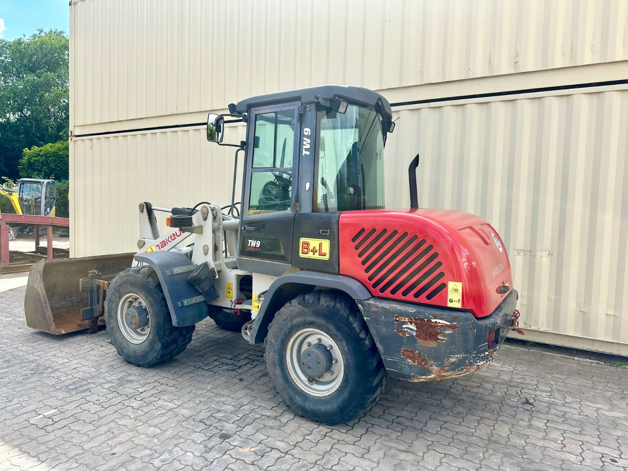 Takeuchi TW9 /4.800 KG /Deutsche Maschine /Gabel+Schaufel - Utovarivač točkaš: slika 3 Takeuchi TW9 /4.800 KG /Deutsche Maschine /Gabel+Schaufel - Utovarivač točkaš: slika 3