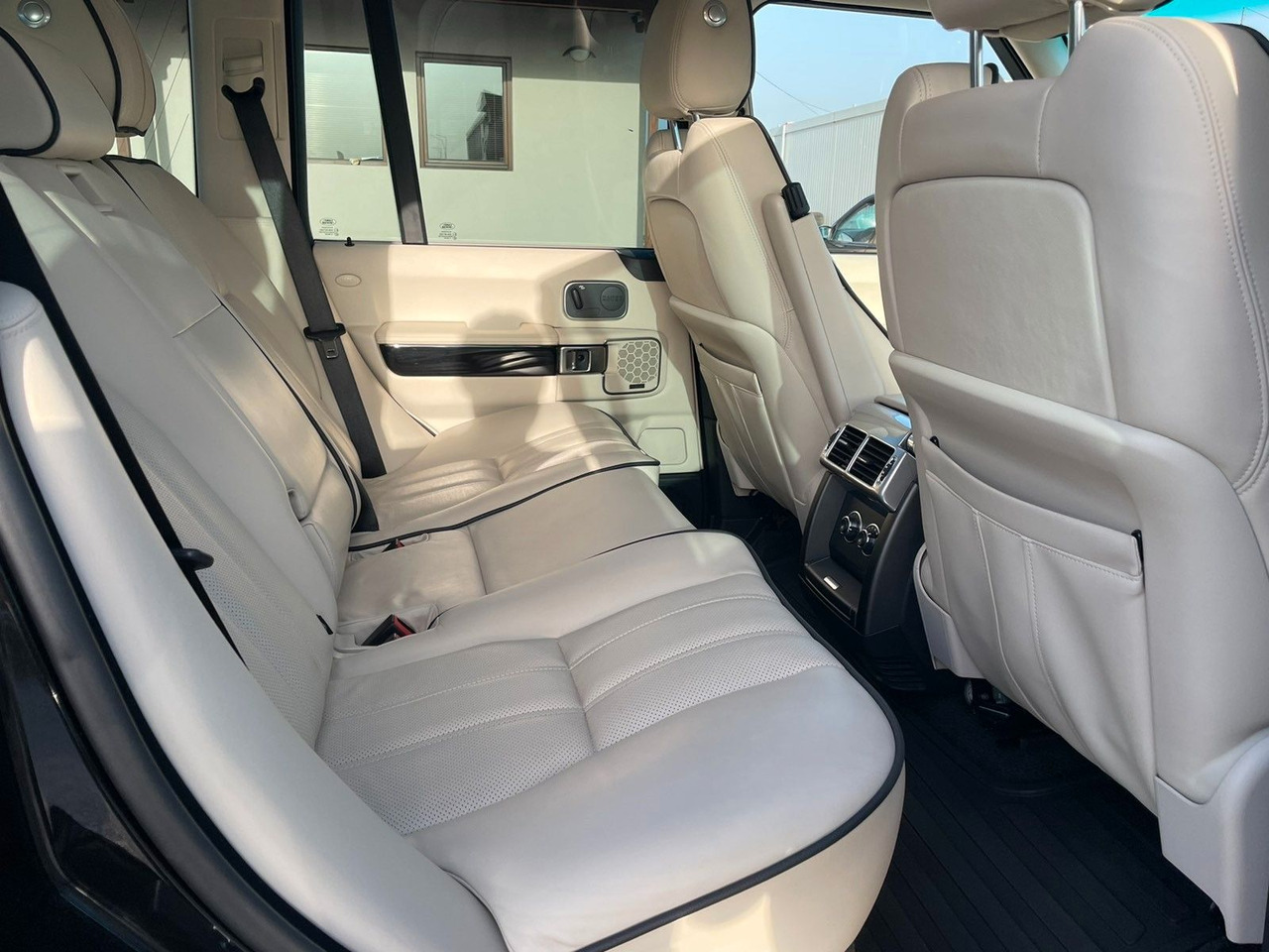 SUV Land Rover Range Rover Vogue 4.4 TDV8: slika 10