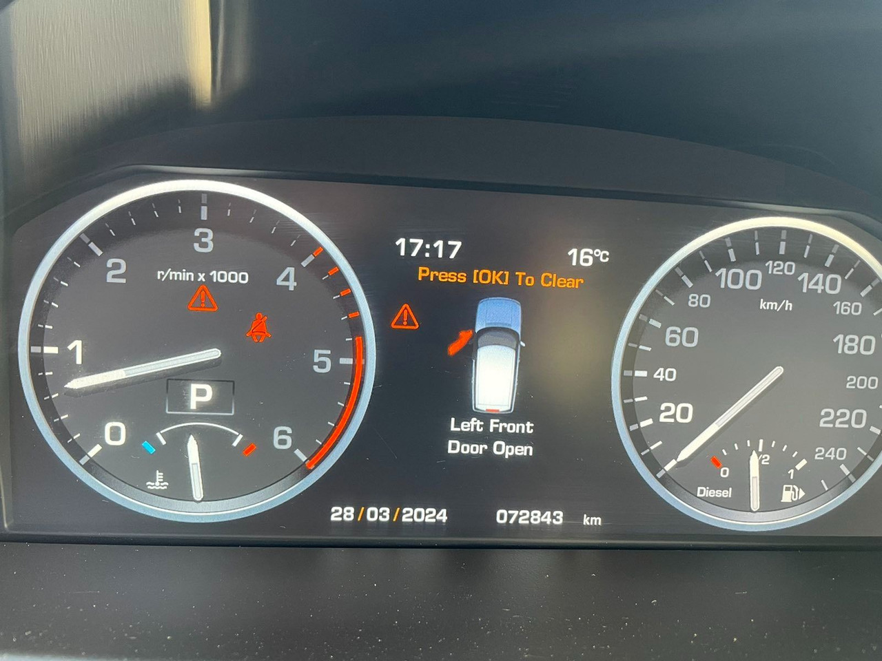 SUV Land Rover Range Rover Vogue 4.4 TDV8: slika 17