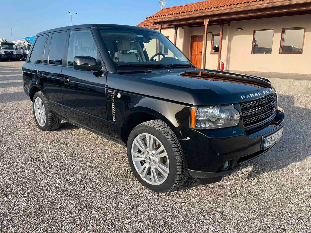 Land Rover Range Rover Vogue 4.4 TDV8 - SUV: slika 1 Land Rover Range Rover Vogue 4.4 TDV8 - SUV: slika 1