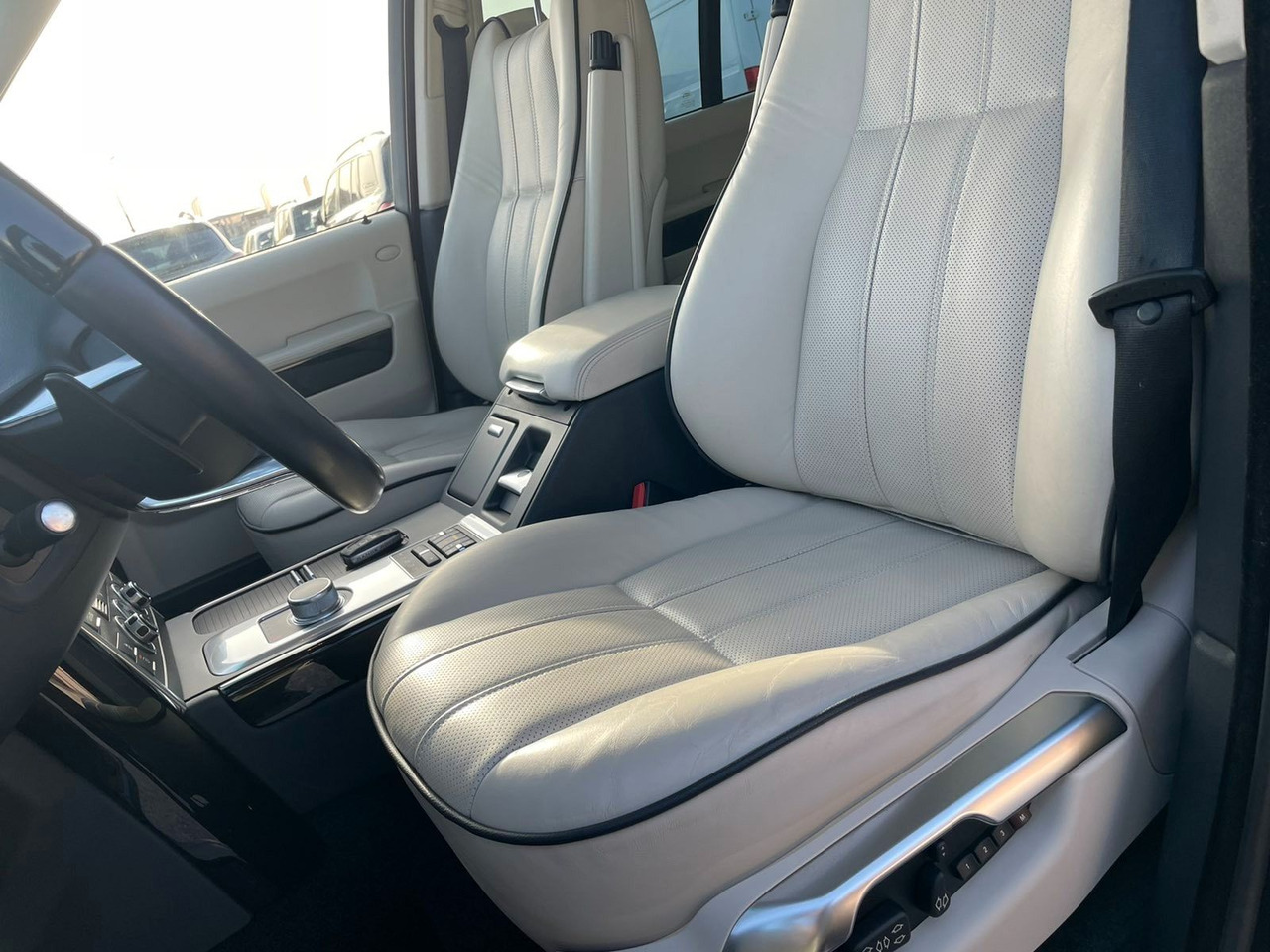 SUV Land Rover Range Rover Vogue 4.4 TDV8: slika 15