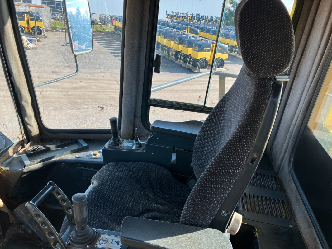 Lizing BOMAG DE BC 772 RB-2  Stage IIIa/Tier 3 BOMAG DE BC 772 RB-2  Stage IIIa/Tier 3: slika 10
