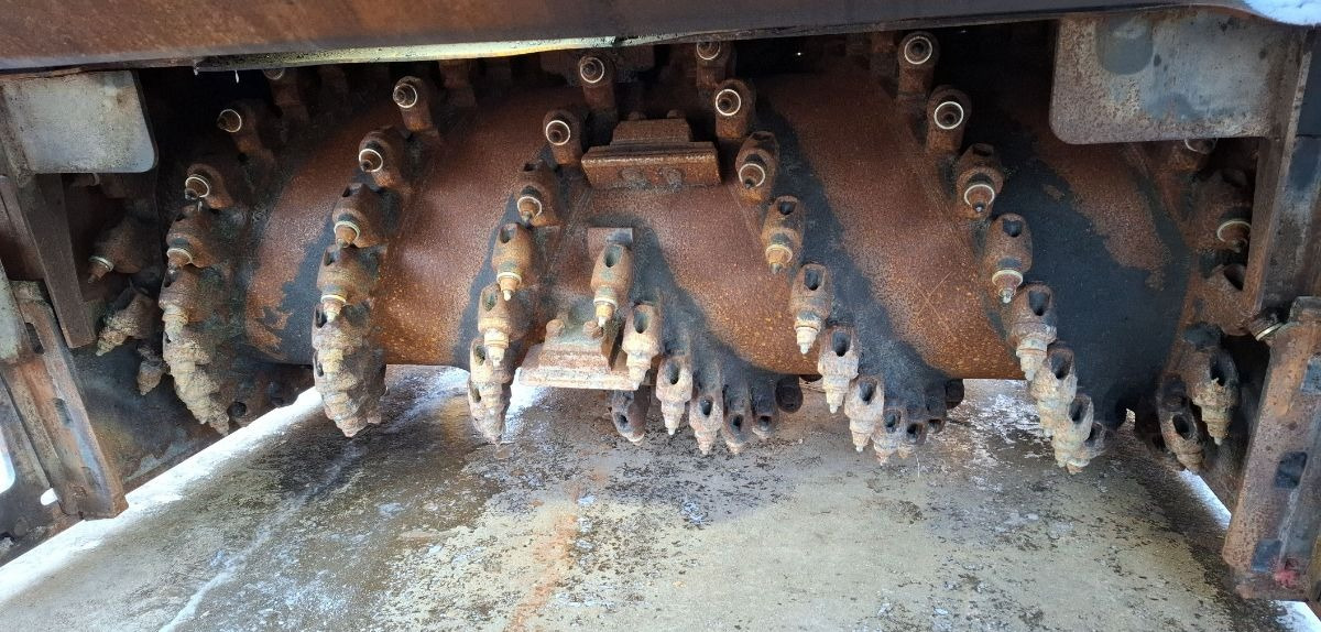 Lizing BOMAG DE BM 2200/75  Stage IV/Tier 4f BOMAG DE BM 2200/75  Stage IV/Tier 4f: slika 28