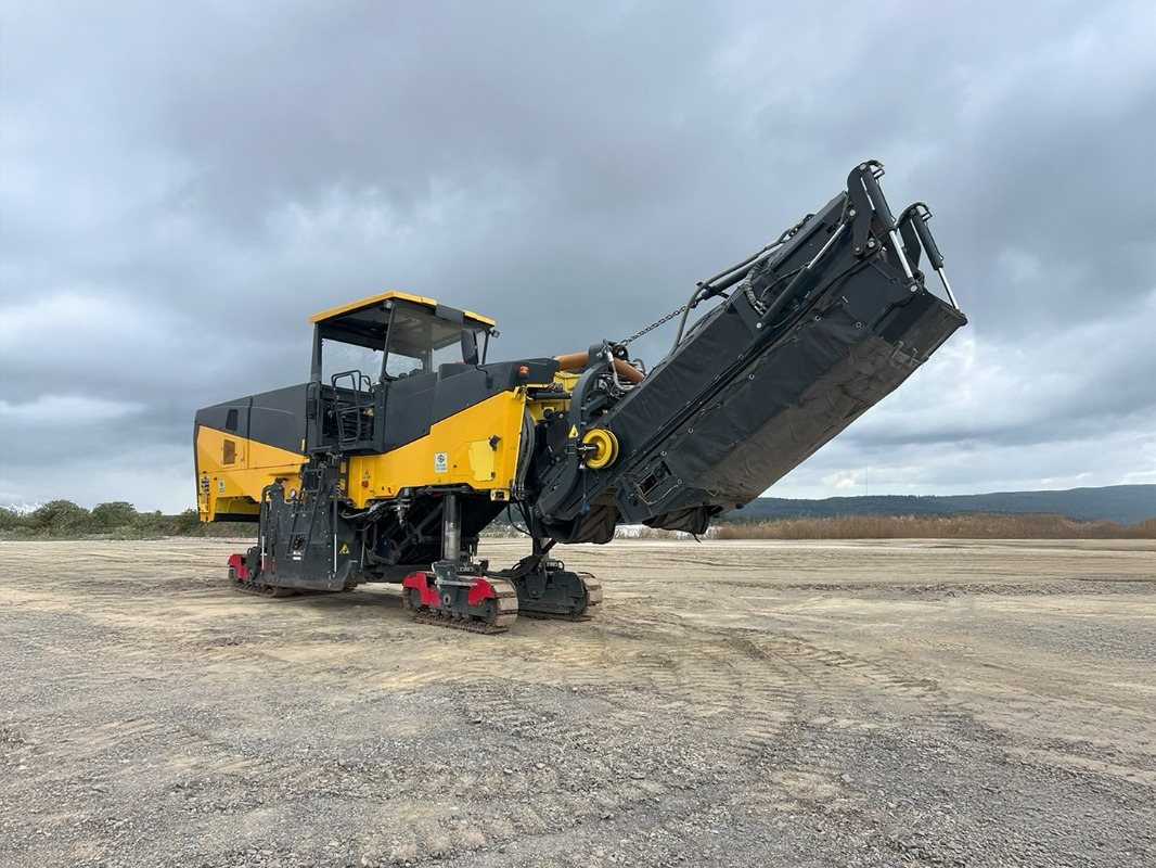 Lizing BOMAG DE BM 2200/75  Stage IV/Tier 4f BOMAG DE BM 2200/75  Stage IV/Tier 4f: slika 35